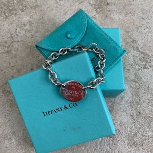 Tiffany & Co. Return to Tiffany oval tag Bracelet